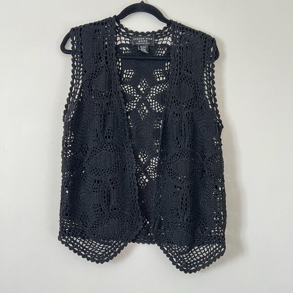 Vintage August Silk Crochet Vest - Picture 3 of 5